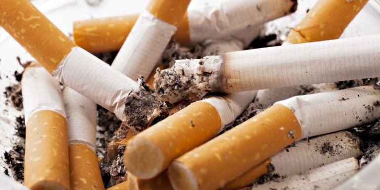 ¿El humo de tabaco te puede enfermar aun cuando no haya fumadores a tu alrededor?